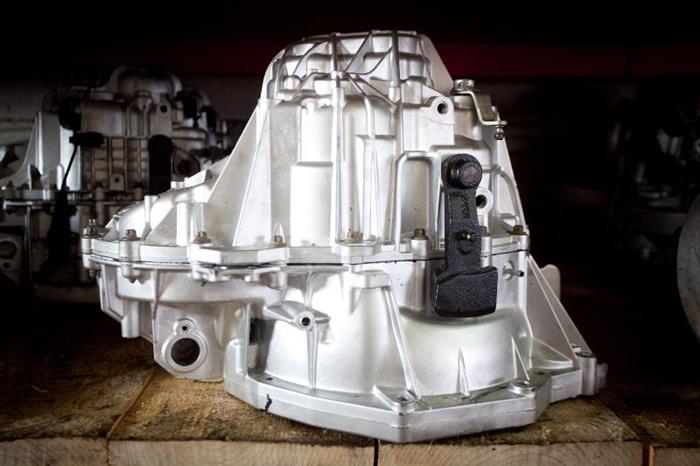 AUTOMOBILE - REPARATII CUTII DE VITEZE